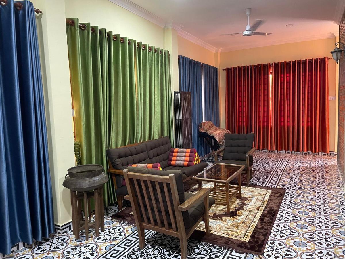 Silk Island Homestay Phnom Penh Exterior foto