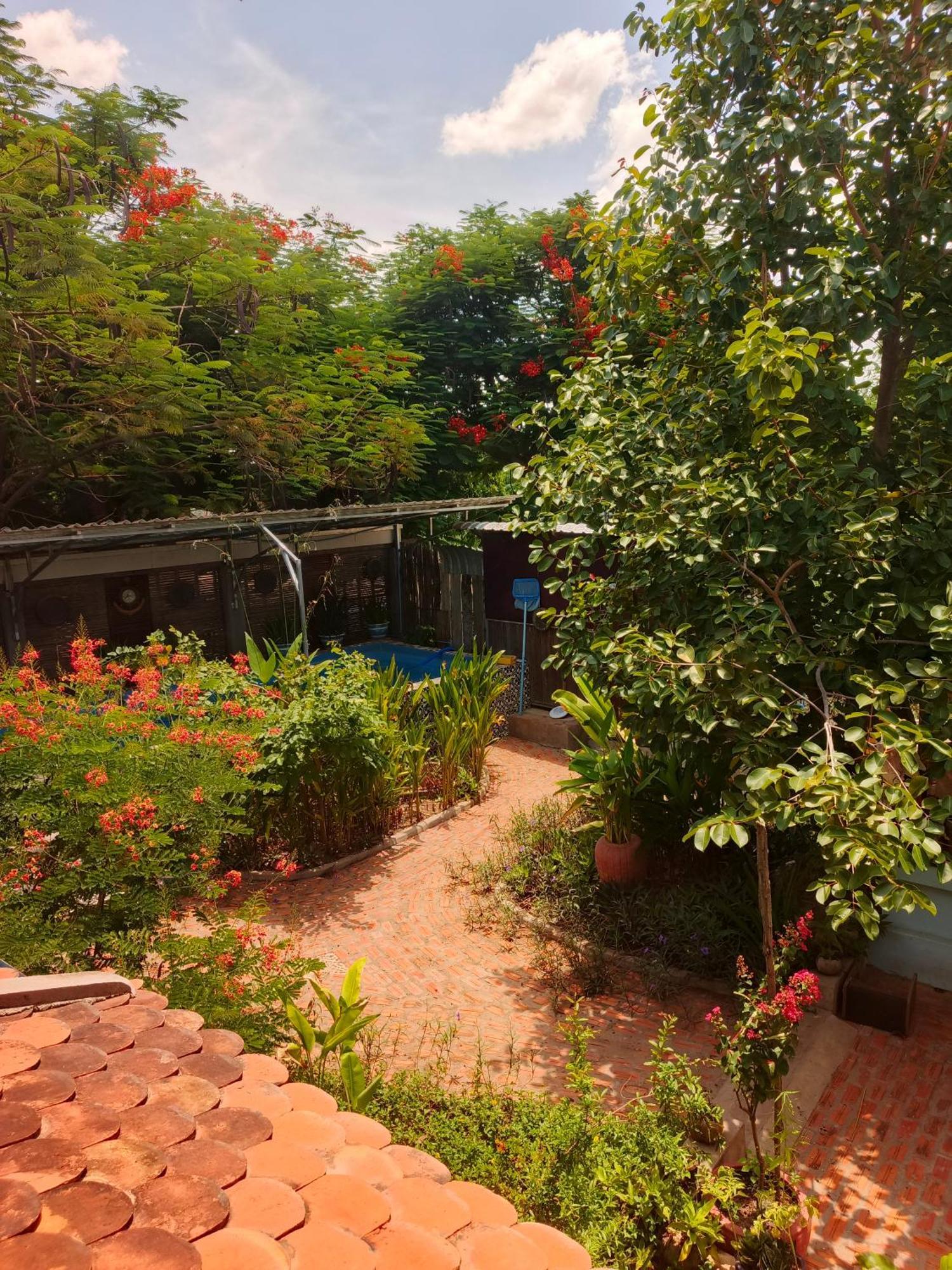 Silk Island Homestay Phnom Penh Exterior foto